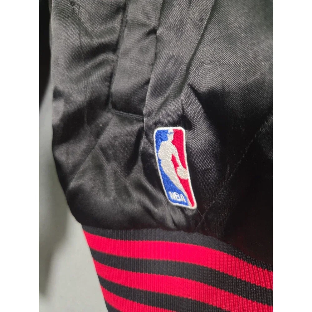 Vtg Adidas Chicago Bulls Jacket Mens S Black Red Diamond Quilted Jacket NBA Y2K